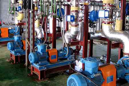 KCC系列化工離心泵在廣州龍沙制藥使用現場